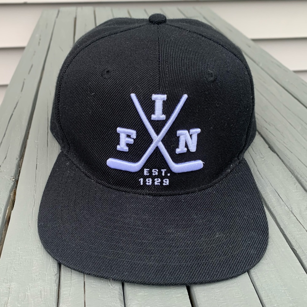 Black Baseball Cap